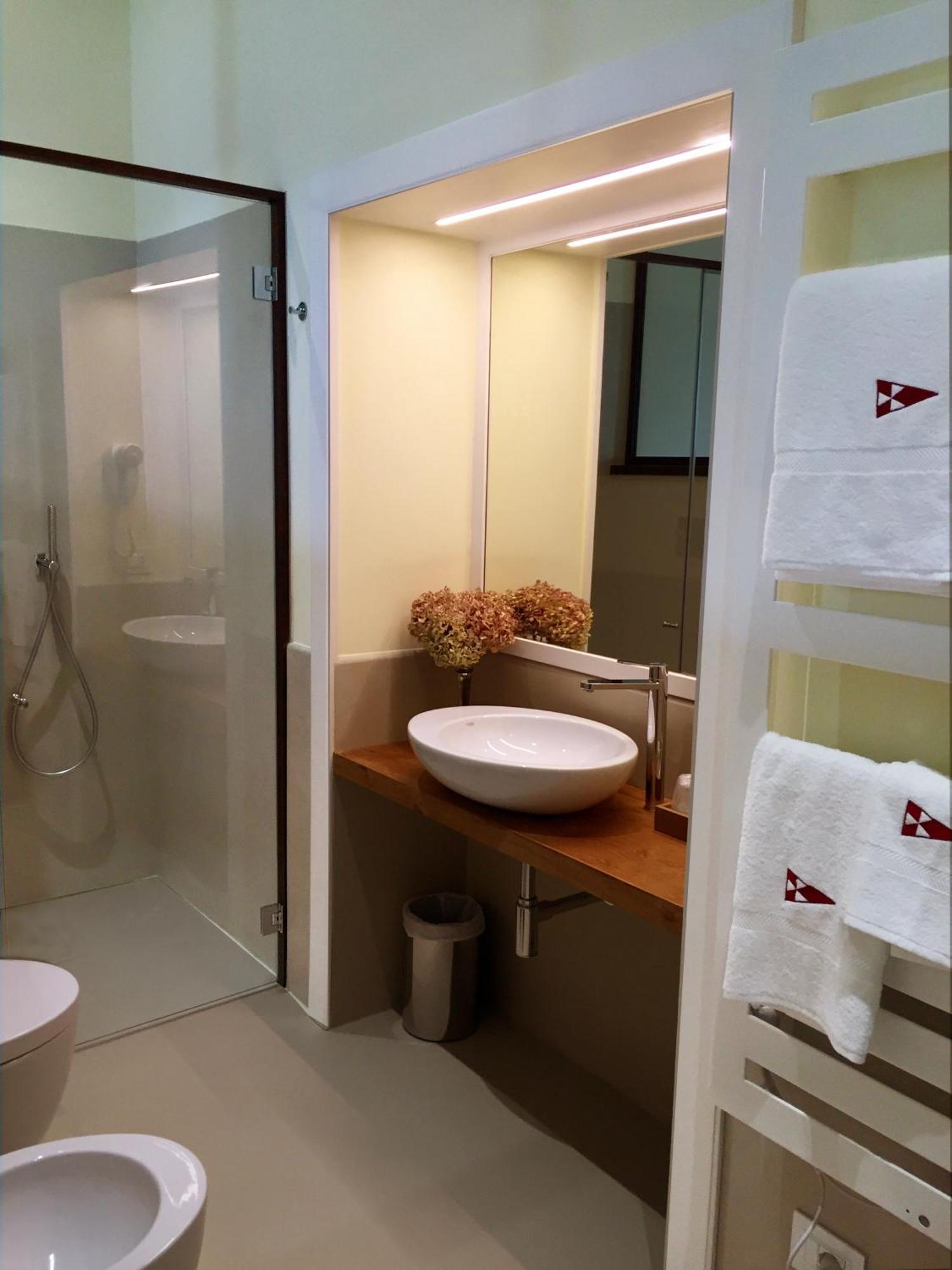 Yacht Club Capo Cervo Suites B&B Sorrento Dış mekan fotoğraf